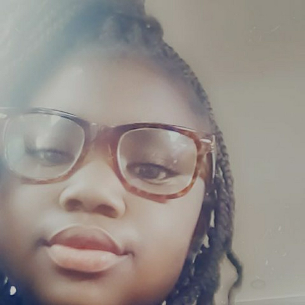 Meet your Posher, Miya